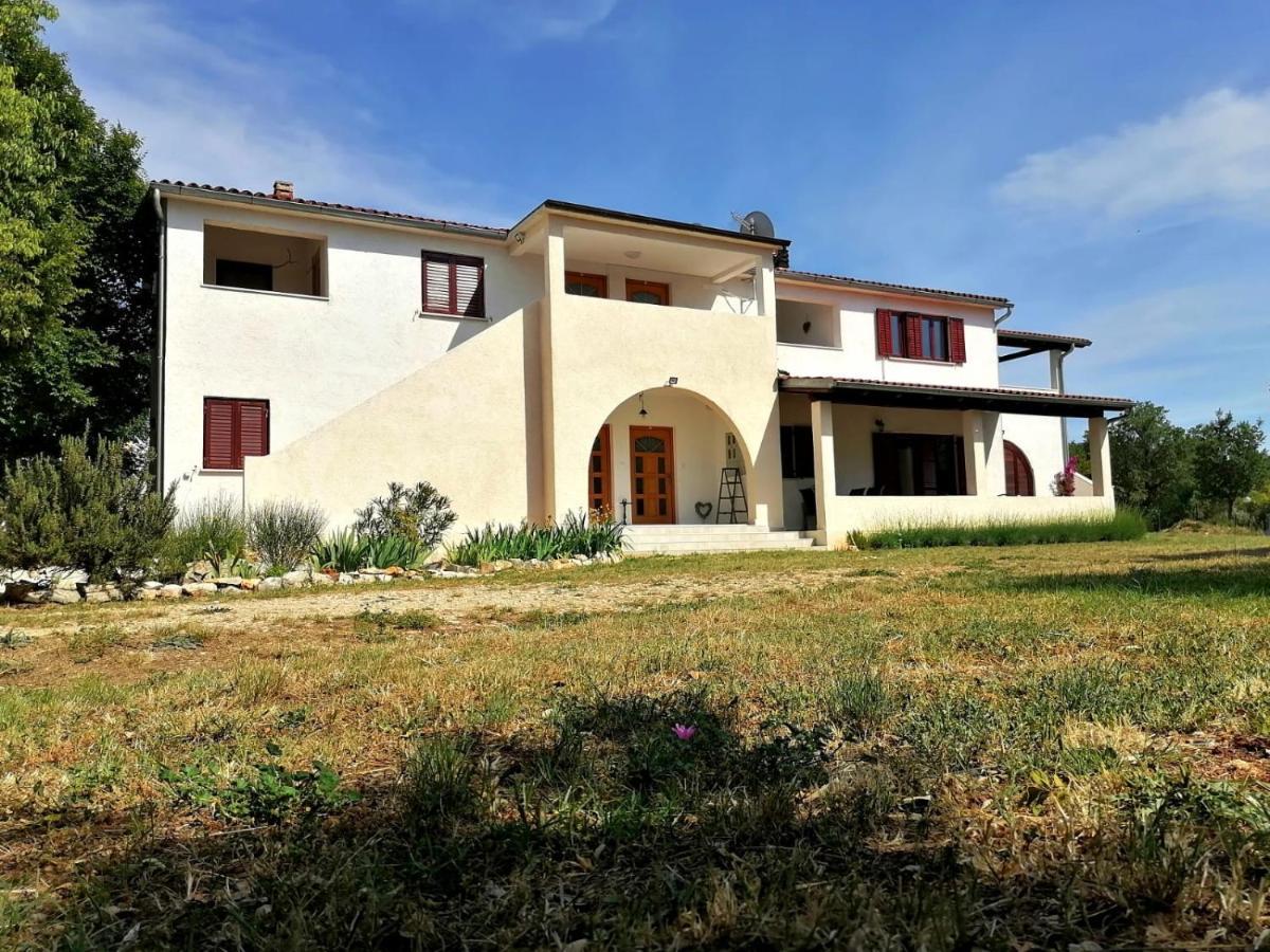 Casa Val Madorso Apartamento Peroj Exterior foto